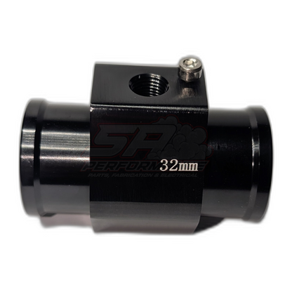 Black anodised aluminium 32mm coolant hose adapter with 1/8 NPT sensor port and grub screw, side view showing SA Performance logo and 32mm marking